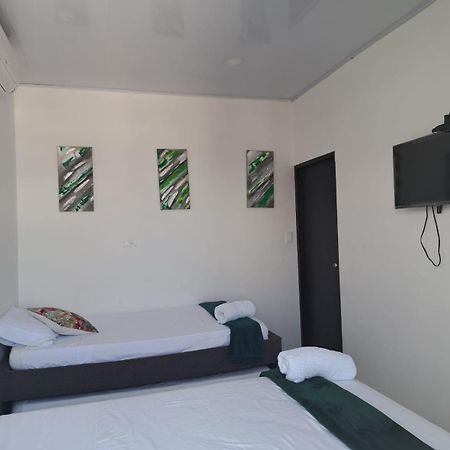 Aloha Beach Sai San Andrés Exterior foto